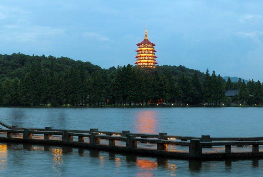 Hangzhou Releases Wage Guidance Prices in 2019